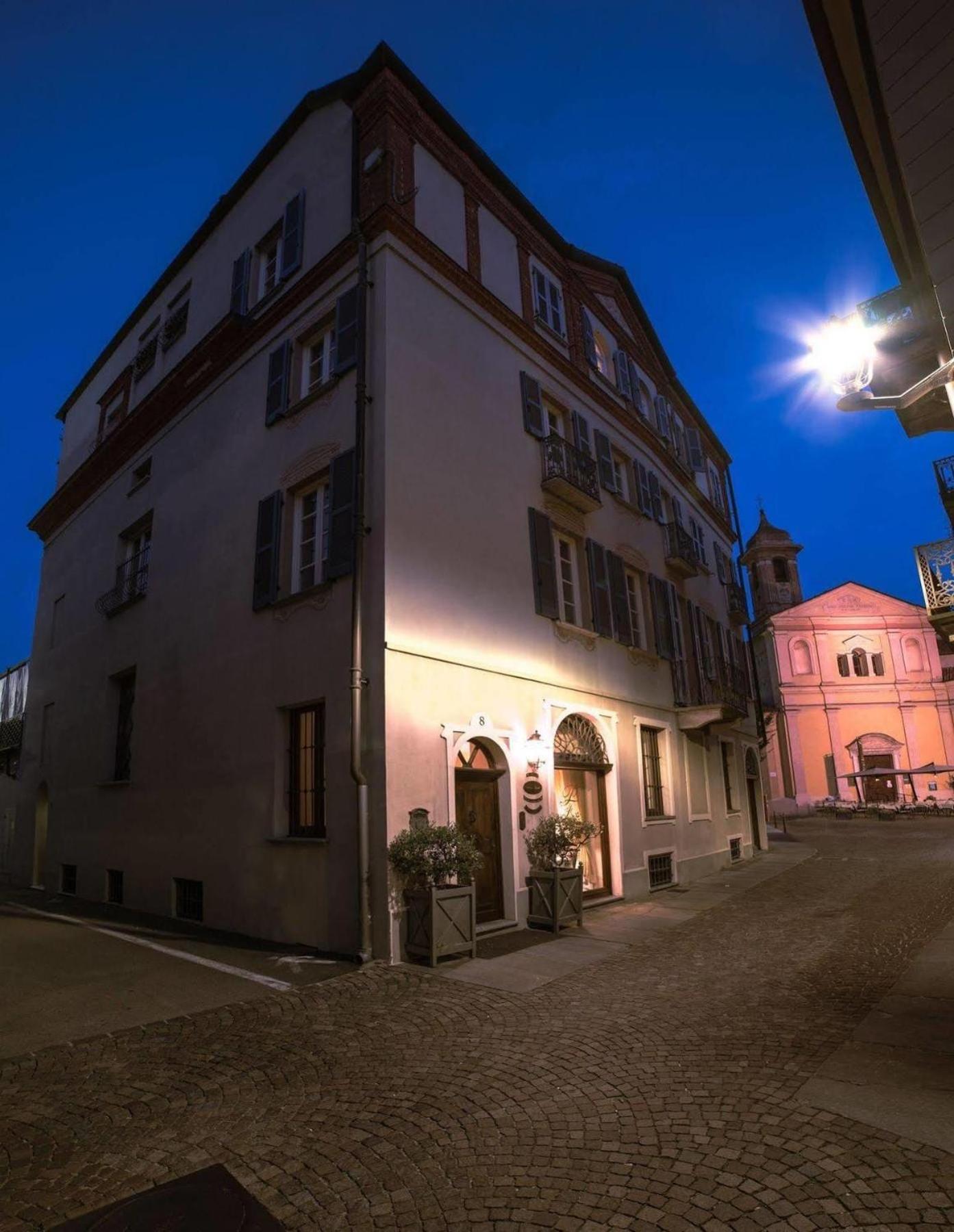 Bed and Breakfast Palazzo Finati Alba  Exterior foto