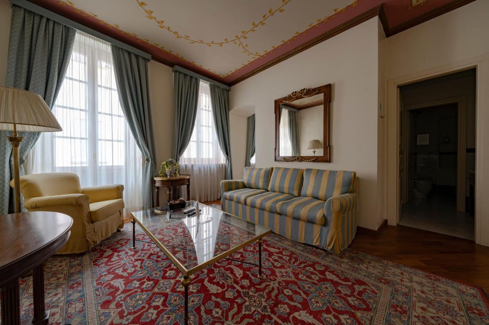 Bed and Breakfast Palazzo Finati Alba  Exterior foto